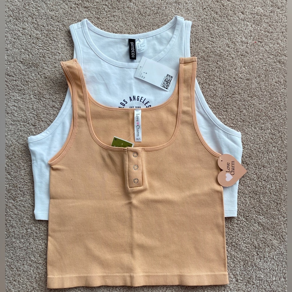 Cropped Tank Tops in White and Peach